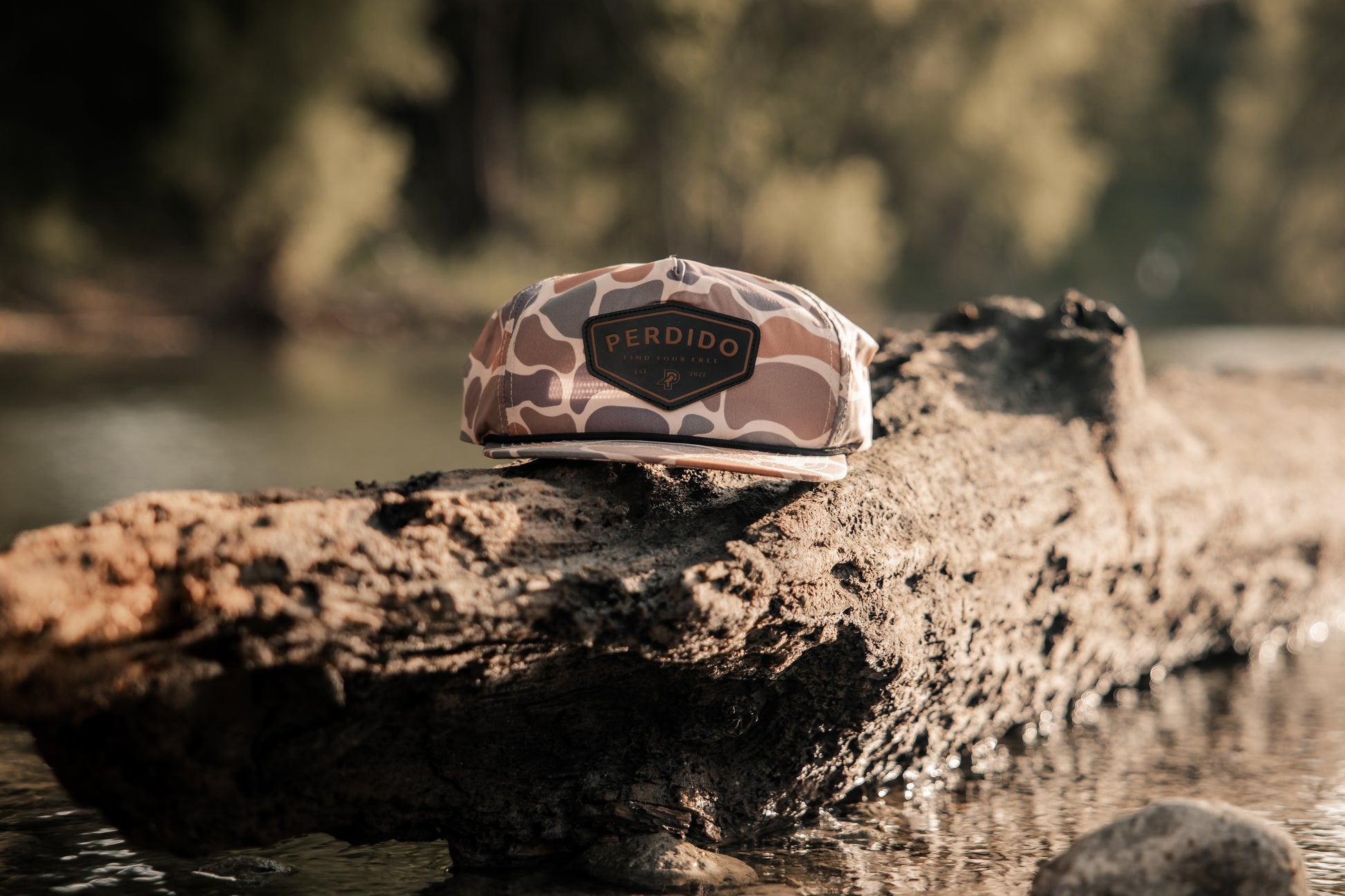 Logo Patch Snapback Fishing Hat - Water Camo